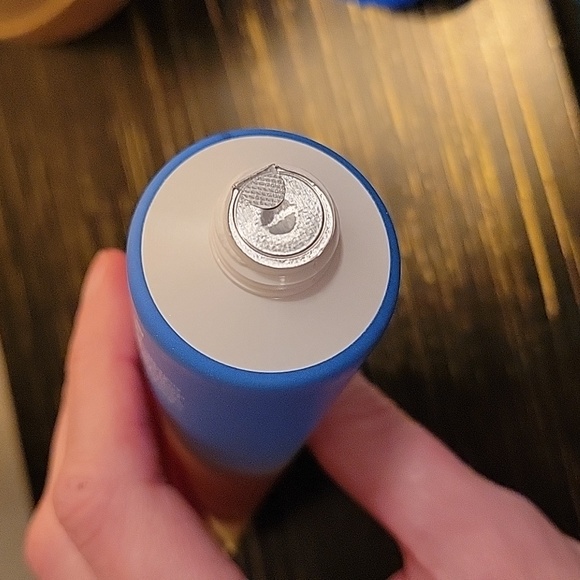 Clean Wave Daily Exfoliating Face Cleanser New - Picture 4 of 4